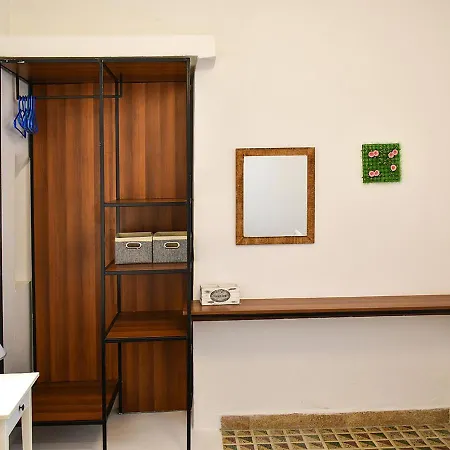 Apartment Traditional Studio