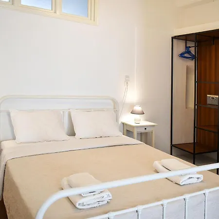 Apartment Traditional Studio